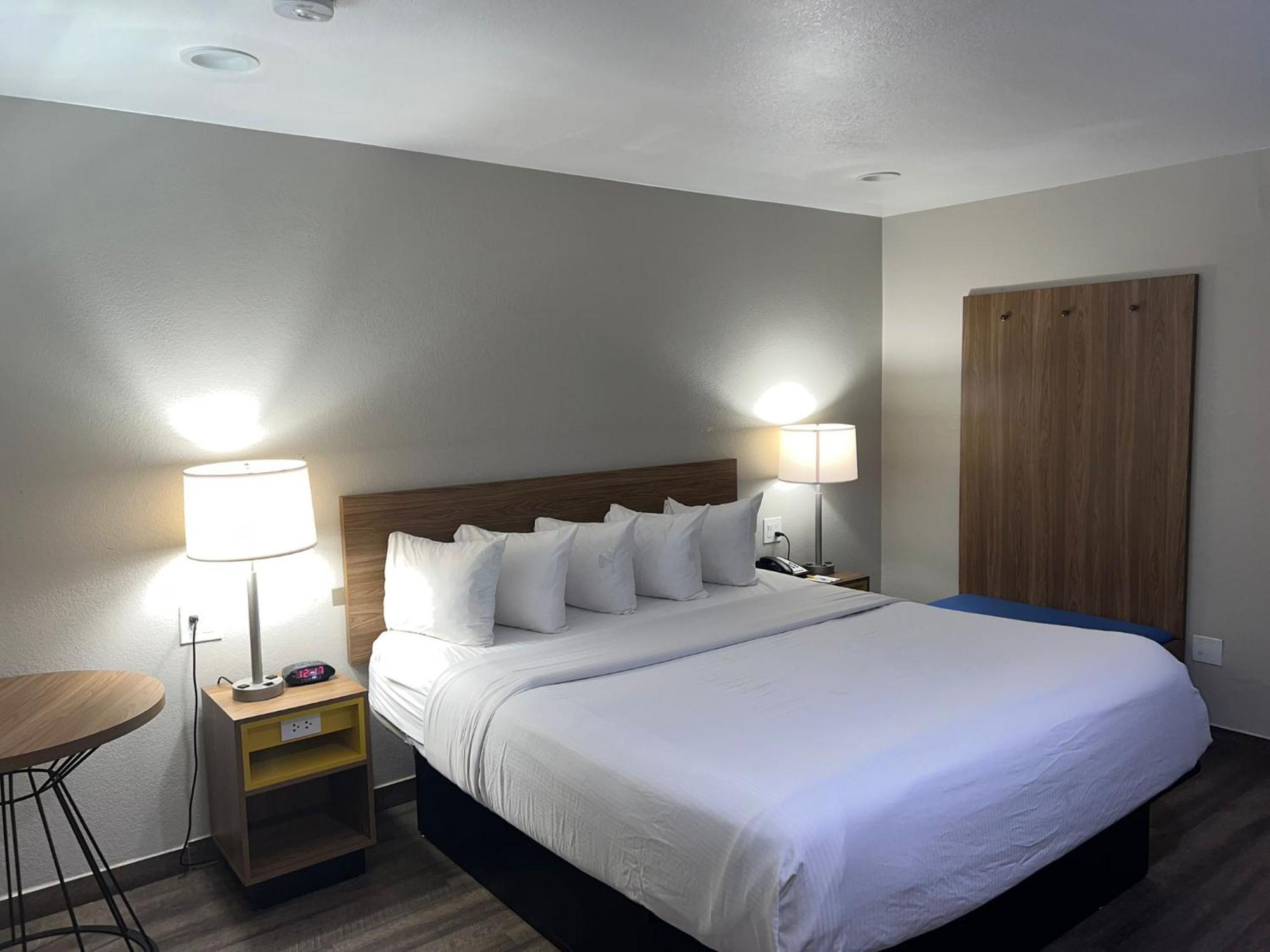 Days Inn By Wyndham El Centro Exterior photo